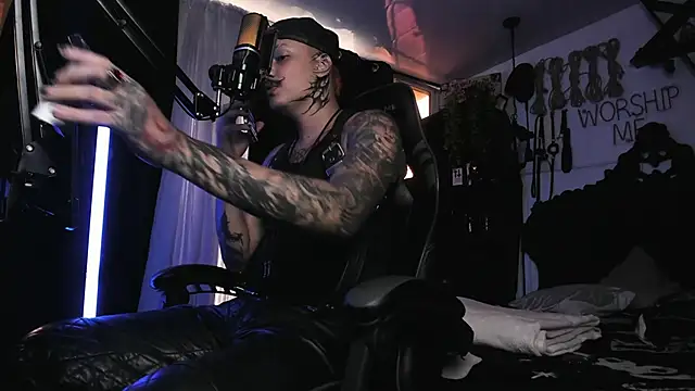 allanhurtss online show from March 20, 6:20 pm