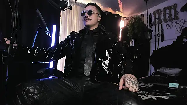 allanhurtss online show from February 17, 5:32 pm