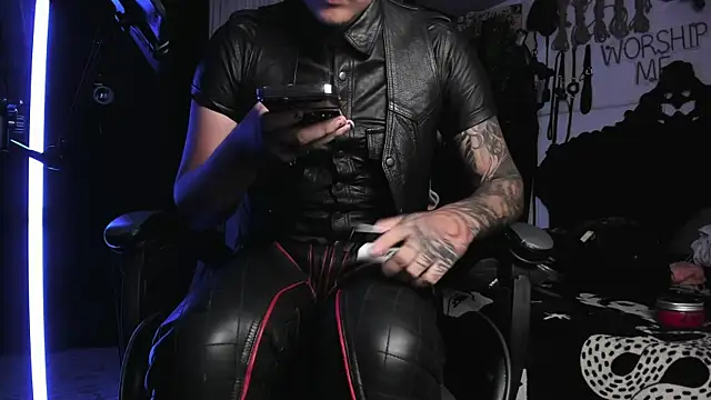 allanhurtss online show from March 22, 5:28 am