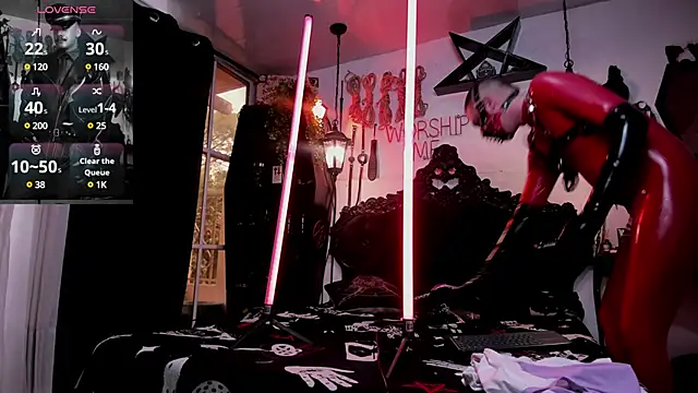 allanhurtss online show from December 9, 8:18 pm