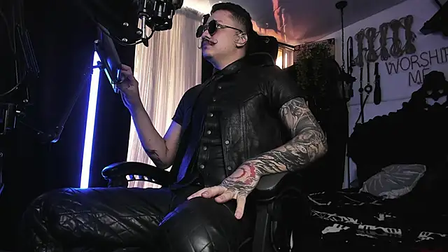 allanhurtss online show from February 18, 5:33 pm