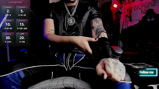 allanhurtss online show from October 5, 4:44 pm