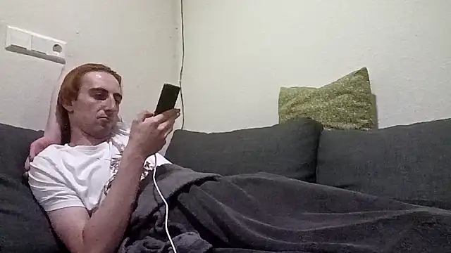 Snapshot of fabiansissyfabienne chatting on October 29, 7:39 pm fabiansissyfabienne online show from October 29, 7:39 pm