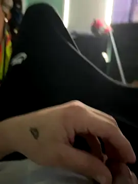 joeycbigcock online show from December 2, 4:29 pm