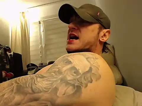 ballardbret online show from December 2, 1:41 am