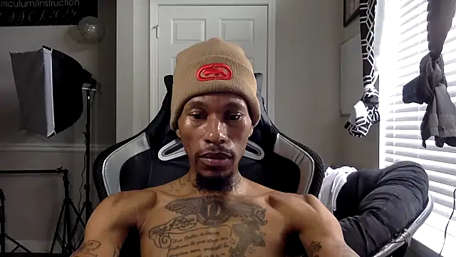 KingDerRico online show from February 5, 6:37 pm