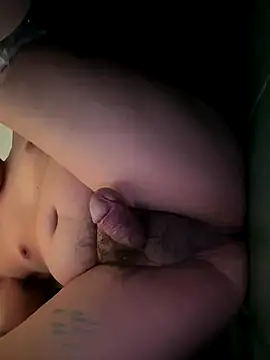 Snapshot of lotusonair2024 chatting on November 2, 3:00 am lotusonair2024 online show from November 2, 3:00 am