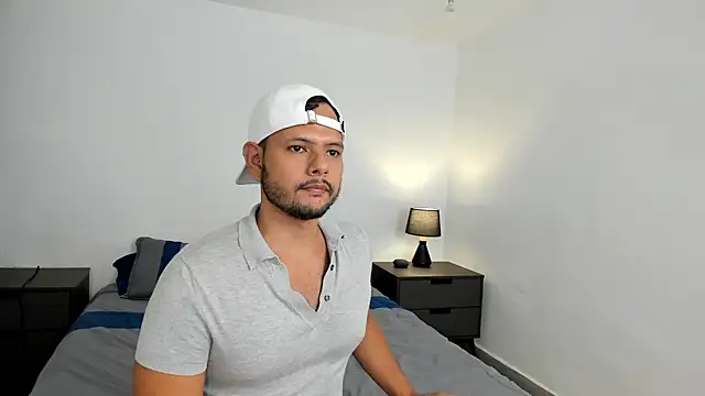 Nate Ocean online show from February 1, 3:16 am