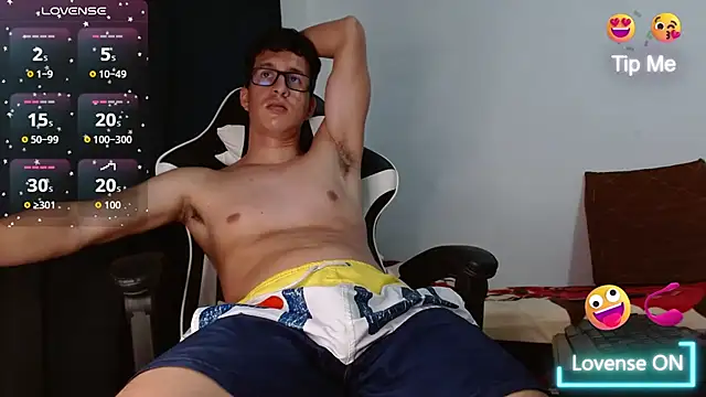 Jhonny hot s online show from October 24, 8:21 pm