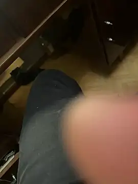 Snapshot of Ariel_Ari chatting on January 2, 10:16 am Ariel Ari online show from January 2, 10:16 am