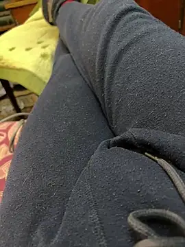 Snapshot of Ariel_Ari chatting on February 27, 6:20 pm Ariel Ari online show from February 27, 6:20 pm