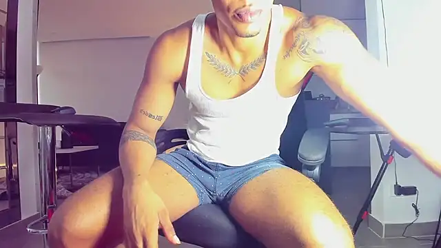 TROYWESLY- online show from February 1, 10:23 pm