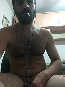 Snapshot of skrigul12 chatting on October 24, 7:04 pm skrigul12 online show from October 24, 7:04 pm