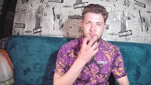 jimmyy  online show from March 31, 10:44 pm