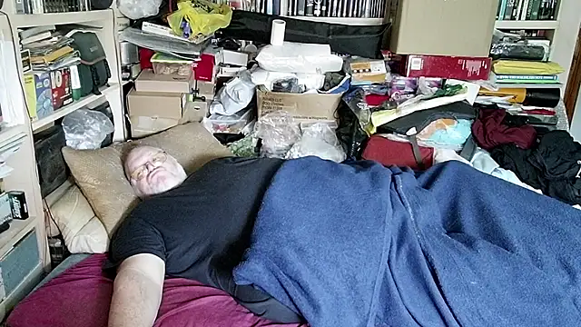 hadeszeuss2 online show from February 23, 2:54 pm