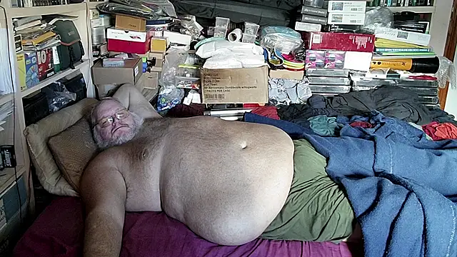 hadeszeuss2 online show from December 9, 1:46 pm