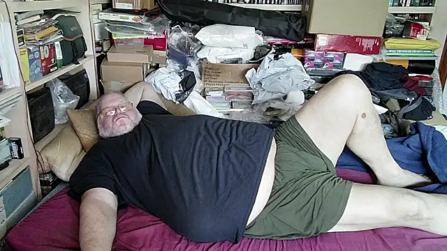 hadeszeuss2 online show from March 16, 2:33 pm