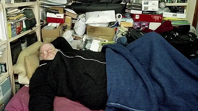 hadeszeuss2 online show from December 21, 12:09 am