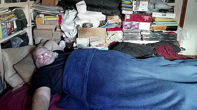 hadeszeuss2 online show from January 7, 3:00 pm