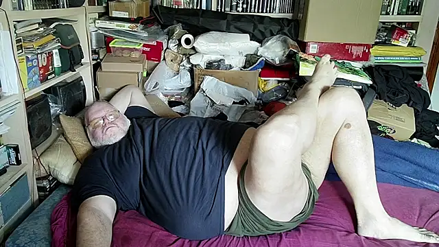 hadeszeuss2 online show from March 7, 2:34 pm