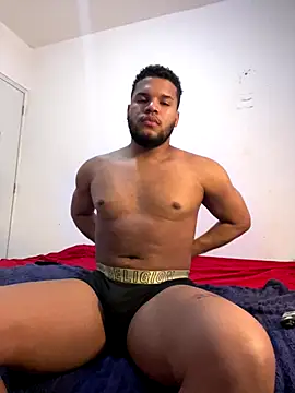 hootboykoko online show from October 28, 11:18 pm