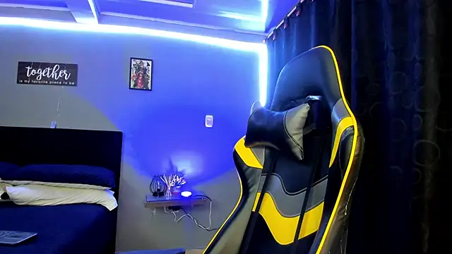 owengray2n online show from September 10, 2:21 am