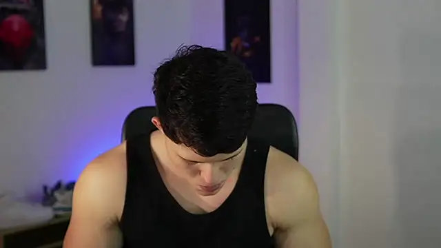 Snapshot of Hazzan_Velez chatting on September 23, 1:38 am Hazzan Velez online show from September 23, 1:38 am