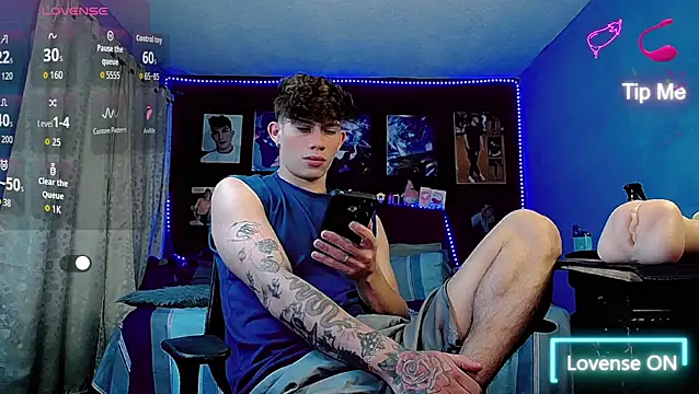 thiagomurphyy online show from March 2, 11:56 pm