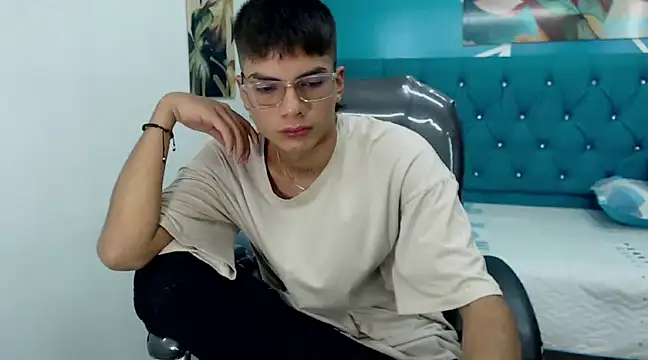 Noha scott online show from December 26, 6:12 pm