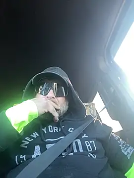 rocket8669 online show from February 2, 9:23 pm