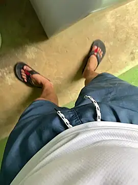 Snapshot of king_cum_ chatting on December 14, 2:42 pm king cum  online show from December 14, 2:42 pm