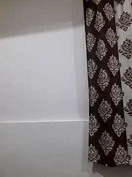 Snapshot of Guyinshortss chatting on October 5, 7:51 pm Guyinshortss online show from October 5, 7:51 pm