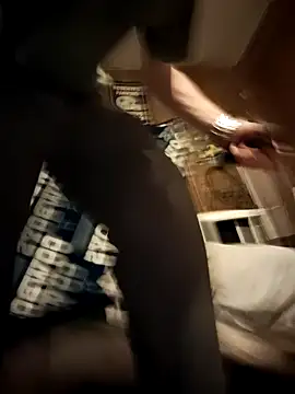 omgkidisthaone online show from March 15, 12:03 am