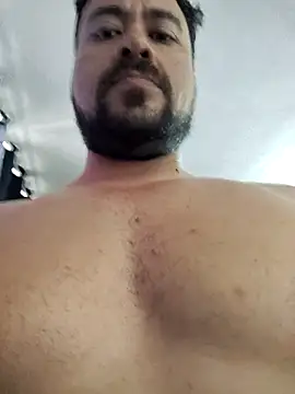 Snapshot of LatinMar chatting on October 22, 12:53 pm LatinMar online show from October 22, 12:53 pm