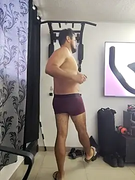 Snapshot of LatinMar chatting on October 29, 12:30 pm LatinMar online show from October 29, 12:30 pm