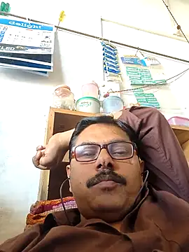 Srmotrs online show from March 2, 7:15 am