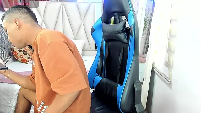 Backsex boy online show from January 21, 3:17 pm