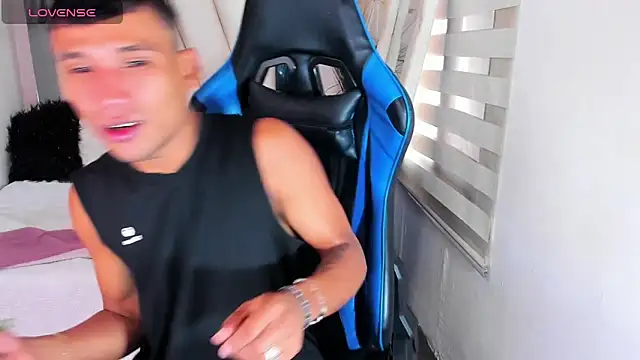 Backsex boy online show from February 24, 3:09 pm