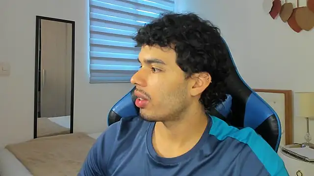 mateoleonee online show from February 9, 3:56 pm