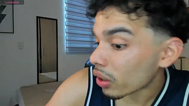 mateoleonee online show from February 20, 6:02 pm