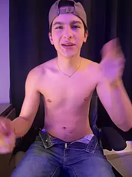 cybercosmiiic online show from February 15, 9:56 pm