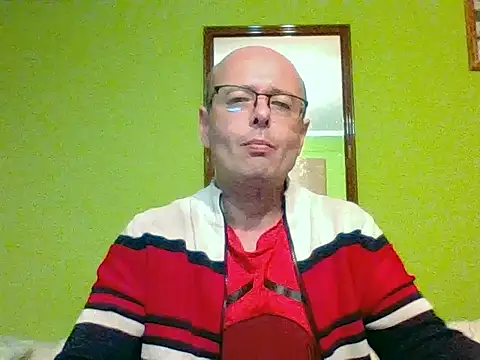Snapshot of Tiger202441 chatting on October 25, 9:05 pm Tiger202441 online show from October 25, 9:05 pm