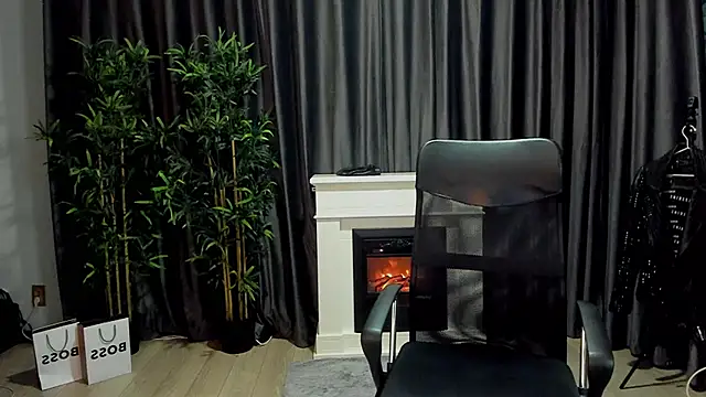 HaydenSpearss online show from November 8, 1:58 pm