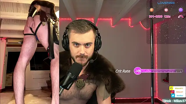 Snapshot of Mikev chatting on March 13, 7:06 pm Mikev online show from March 13, 7:06 pm