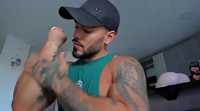 Alexander Martines online show from January 6, 10:05 pm