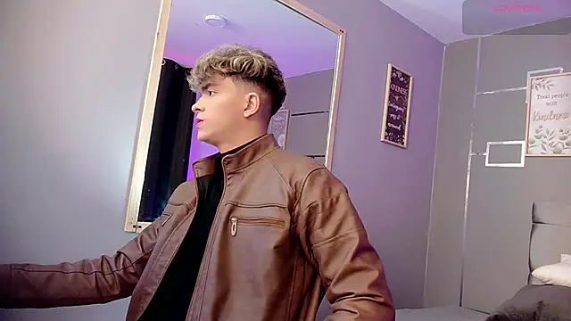 ANDRIUS 24 online show from February 2, 1:19 pm