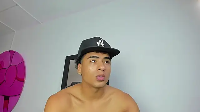 ANGEL NICOLAS online show from January 10, 9:10 pm