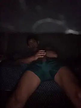 Yoko0381 online show from September 15, 6:15 am