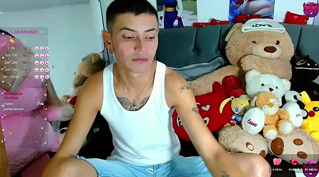 Snapshot of _snopyy_ chatting on March 7, 7:16 pm  snopyy  online show from March 7, 7:16 pm