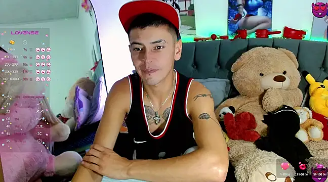 Snapshot of _snopyy_ chatting on March 6, 7:54 pm  snopyy  online show from March 6, 7:54 pm